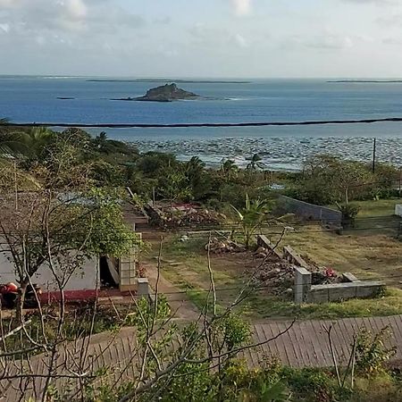 Ocean Viewpoint Lodge Port Mathurin Exterior photo