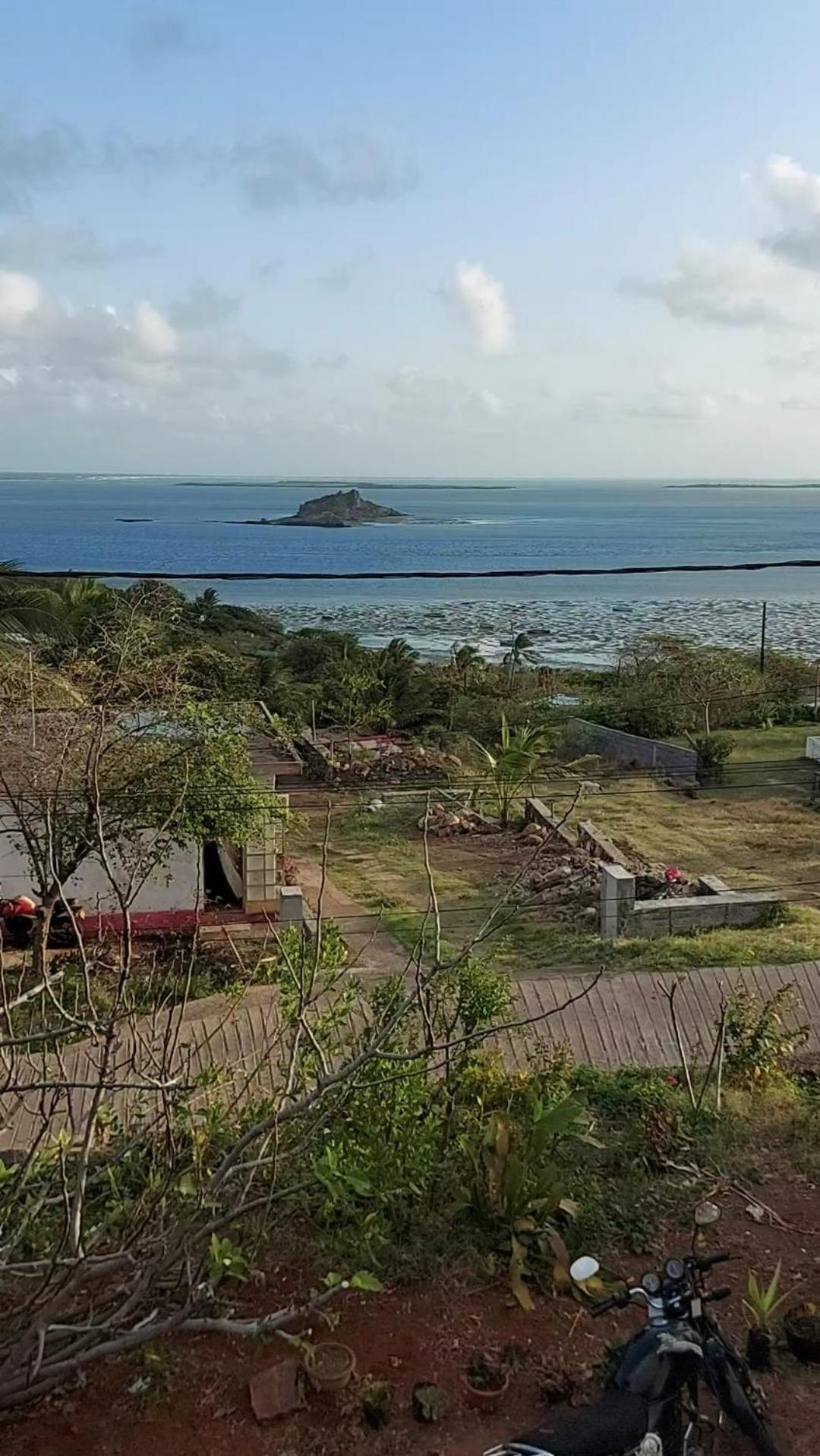 Ocean Viewpoint Lodge Port Mathurin Exterior photo